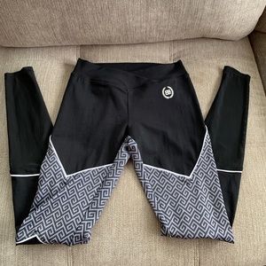 Body Engineered leggings